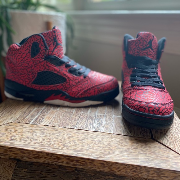 Air Jordan 5! Size YOUTH 5 Unique Color Way! - Picture 3 of 3